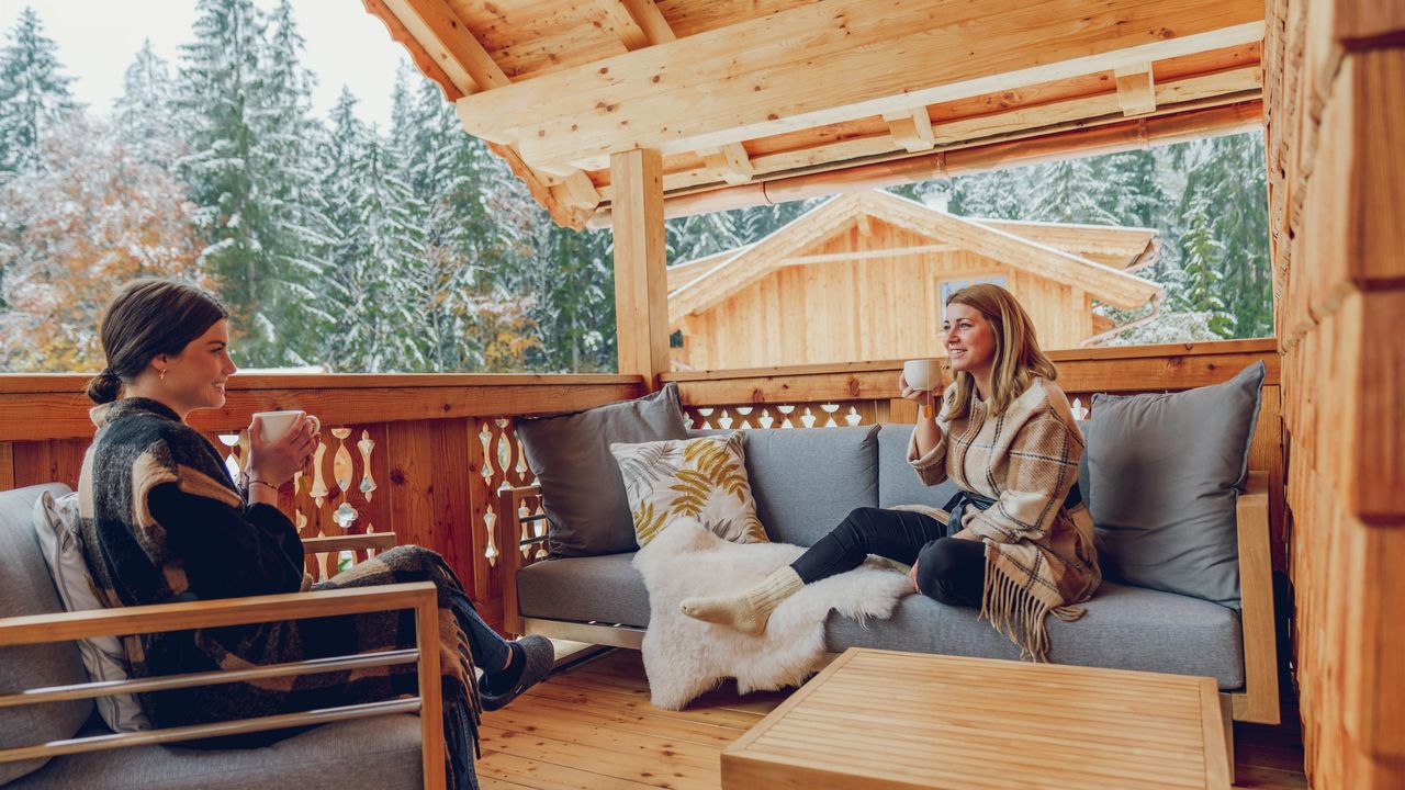 Bestaune die Winterlandschaft von der Terrasse aus Bestaune die Winterlandschaft von der Terrasse aus